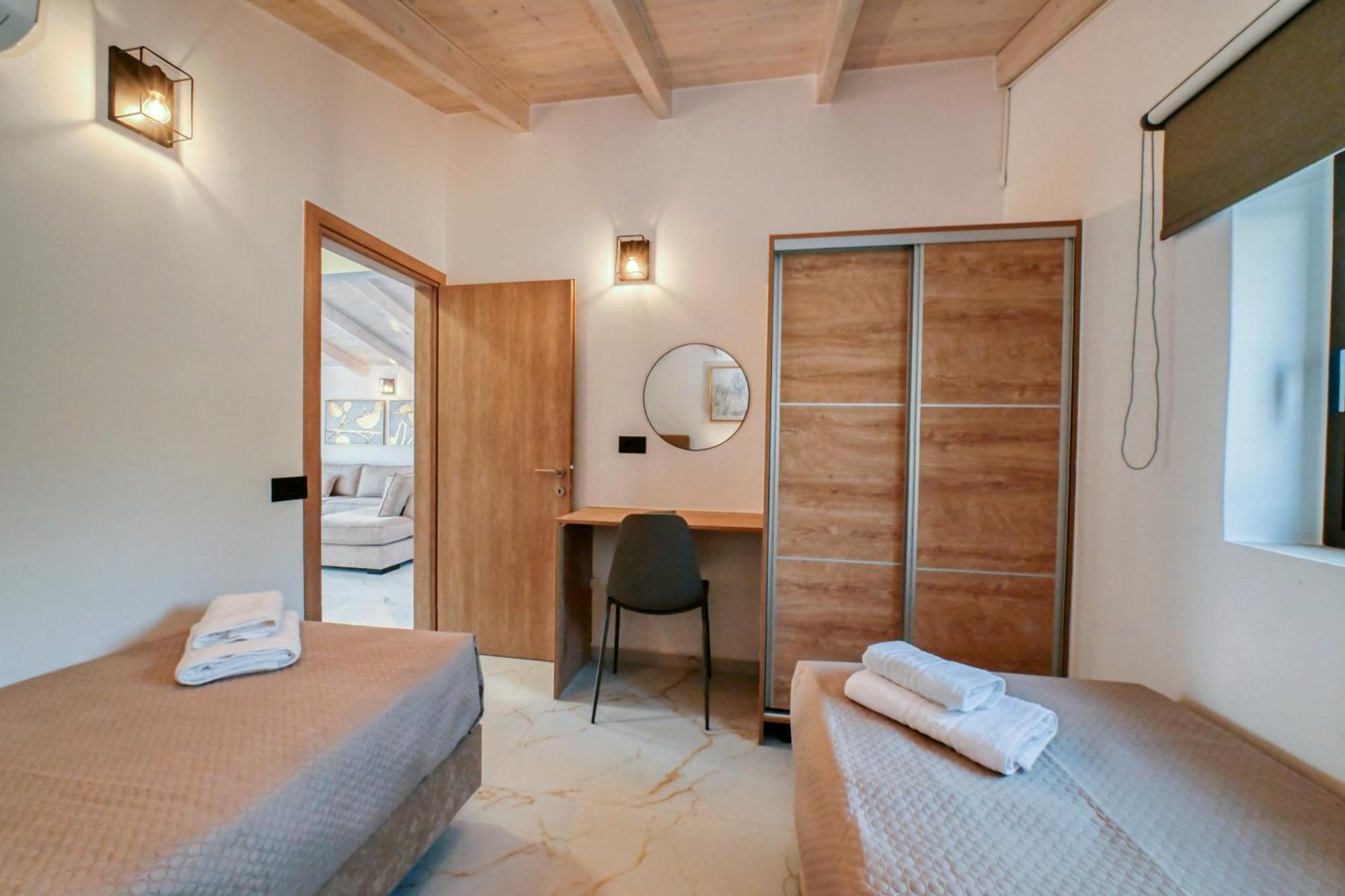 Апартаменты Eagle Bay Loft